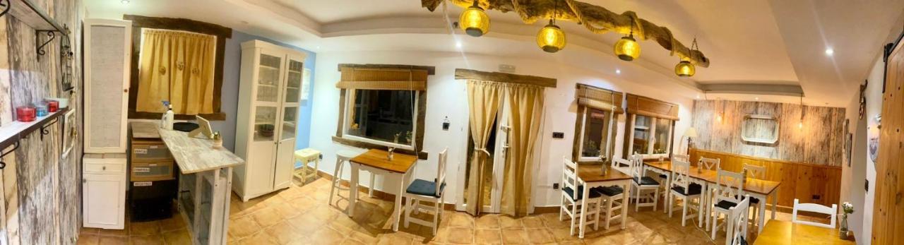 Hotelmirador Las Grullas Montmesa エクステリア 写真